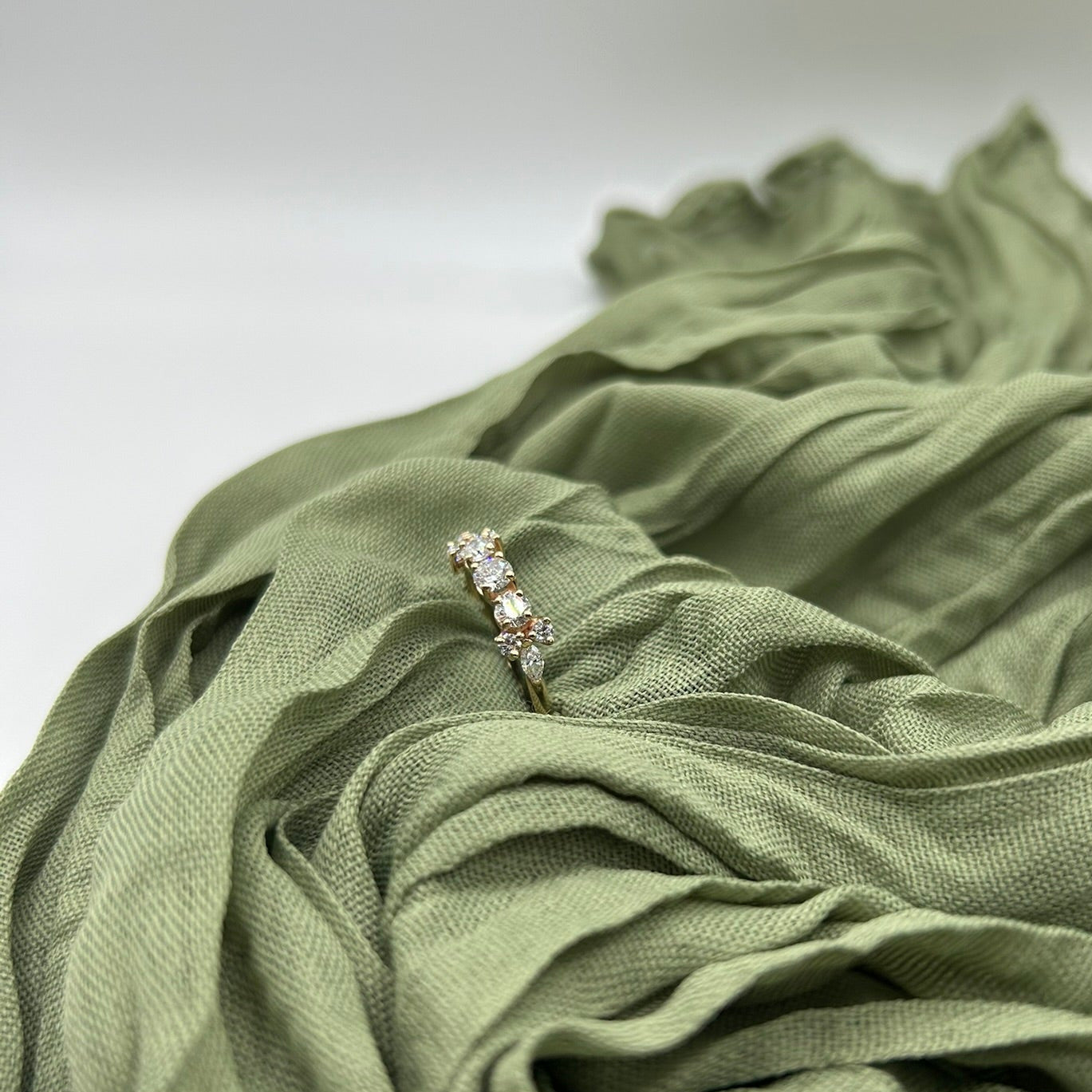 Elegant 14KY Gold 9 Stone Diamond Ring