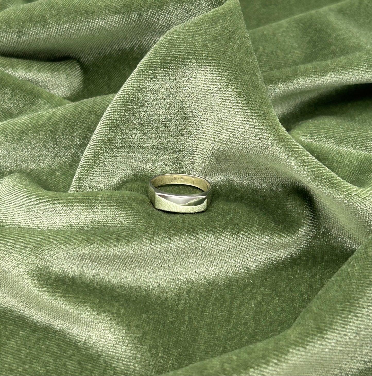 Classic Signet Ring with Curved Top