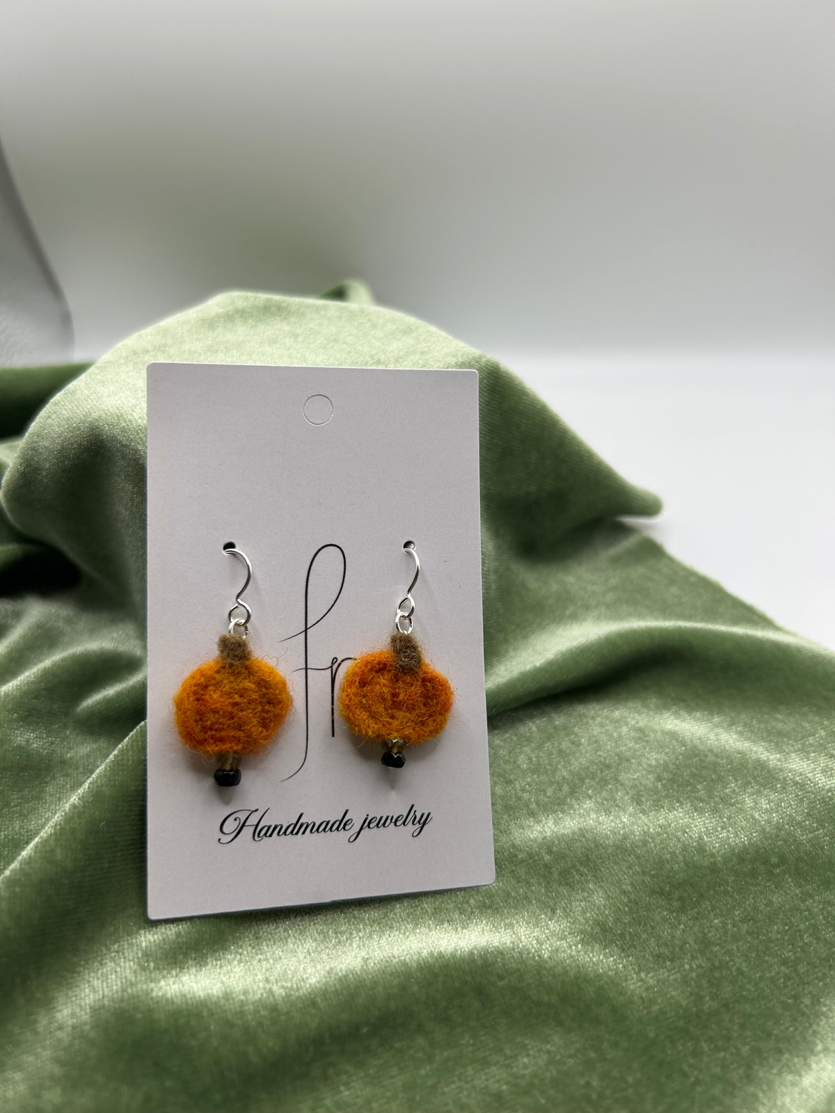Small felt pumpkin earrings with tourmalines