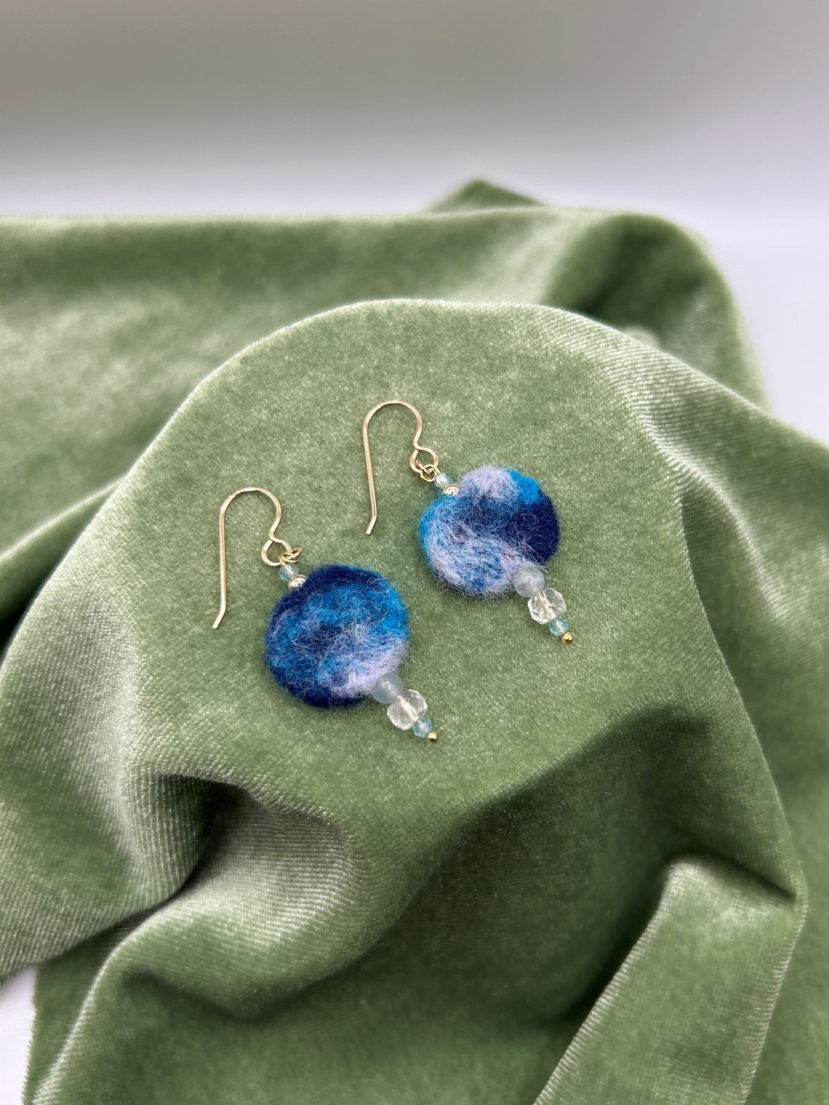 Blue round felt with natural Arkansas ice crystal (american mined), morganite, apatite earrings