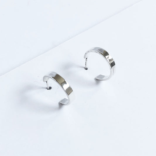 Small Minimalistic Hoops