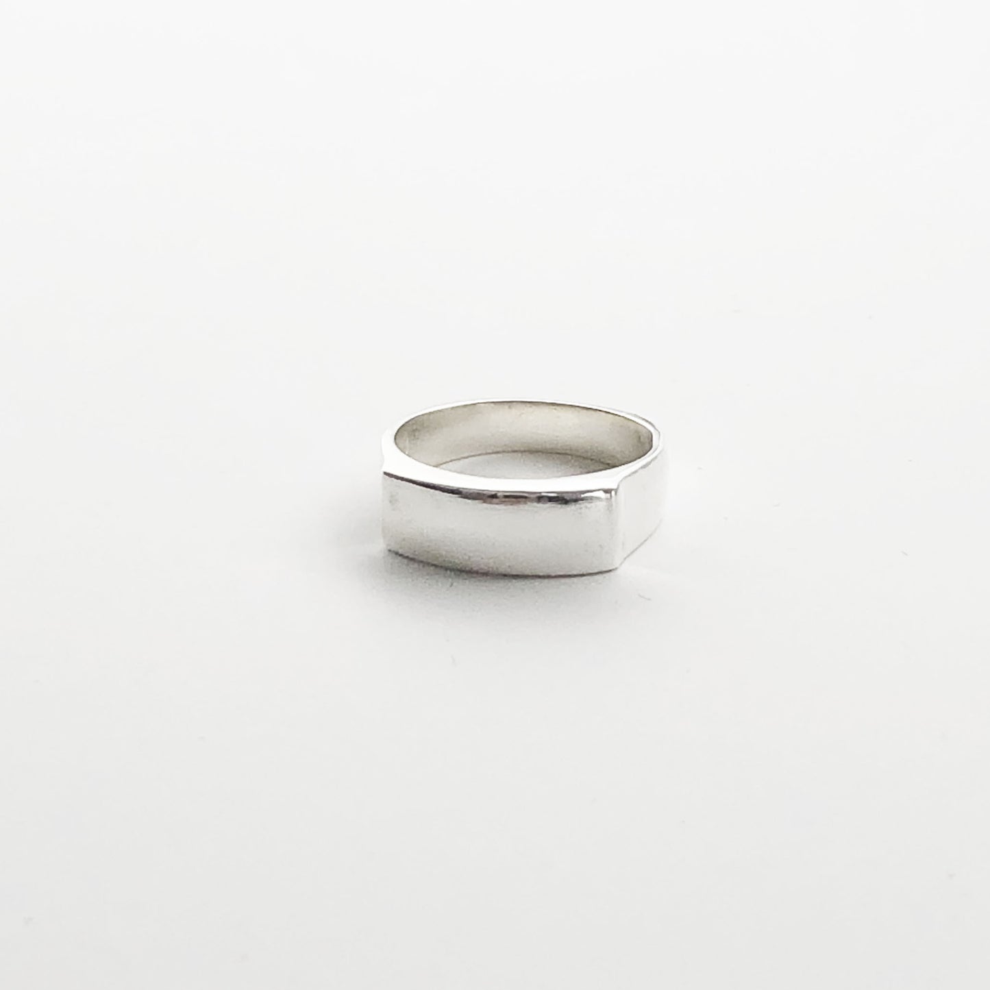 Classic Signet Ring with Curved Top